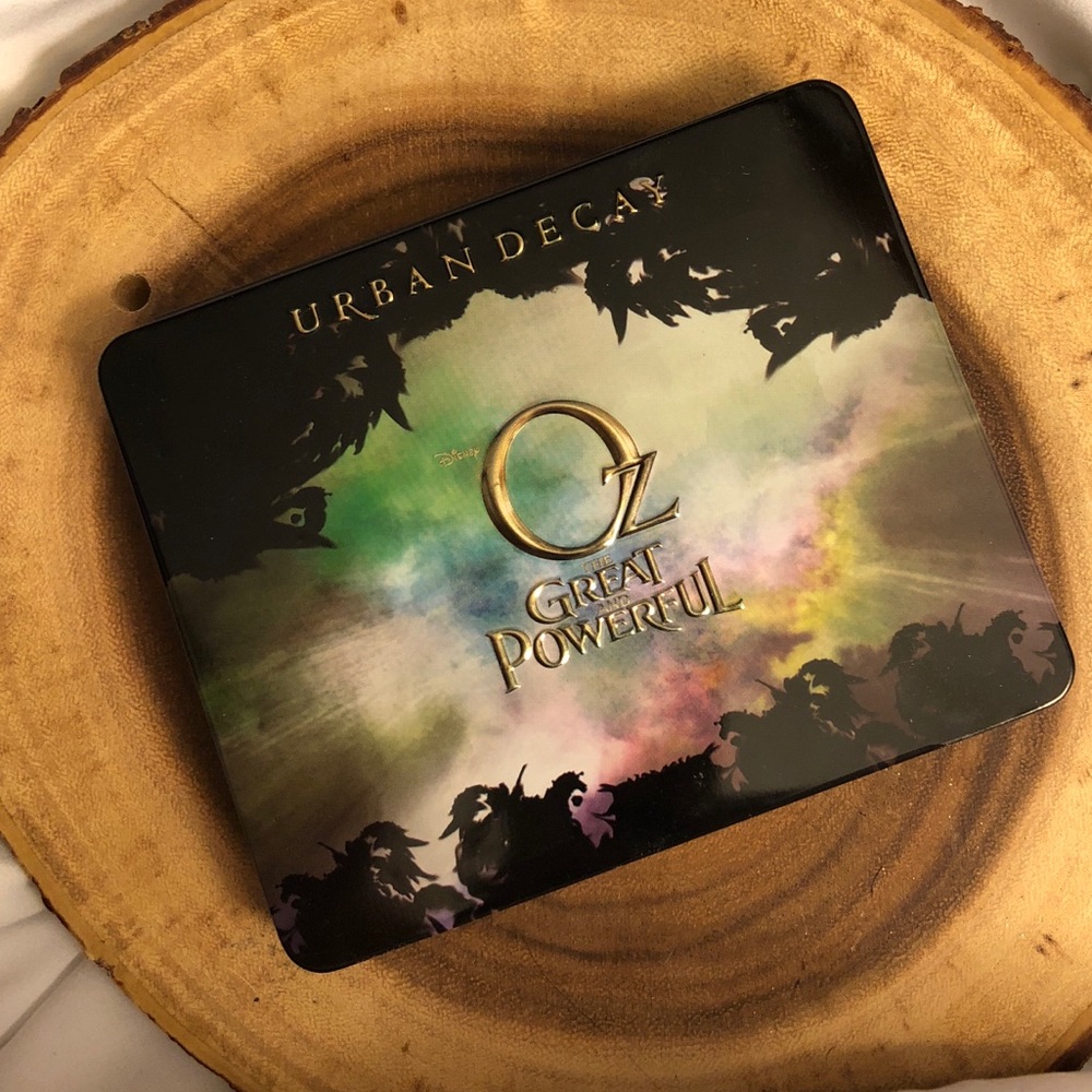 Urban Decay Limited Edition Theodora Palette